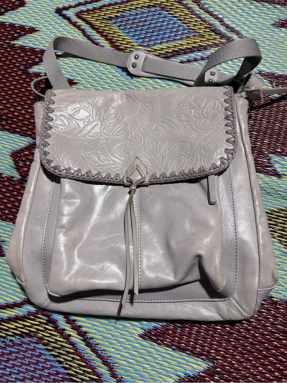 The Sak Ventura leather Backpack light gray
